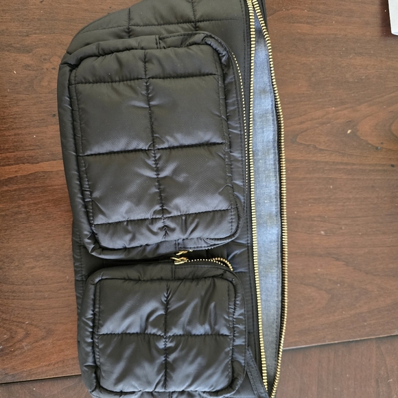 Brand New CLARE V.QUILTED CLOUD NYLON LE PAC - Picture 8 of 16